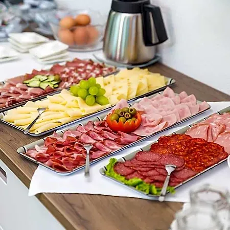 Bed & Breakfast Villa Terezija Hotel 3*